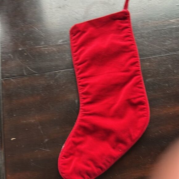 Land's End Needlepoint Christmas stocking red velvet back wool Embroidery Thomas - Picture 4 of 7